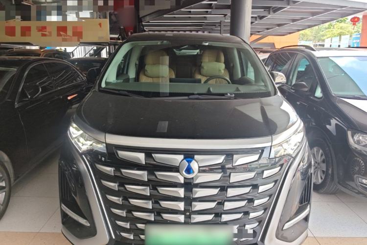 Used Denza D9 2022 DM-i 970 Four-Wheel Drive Flagship Model Front