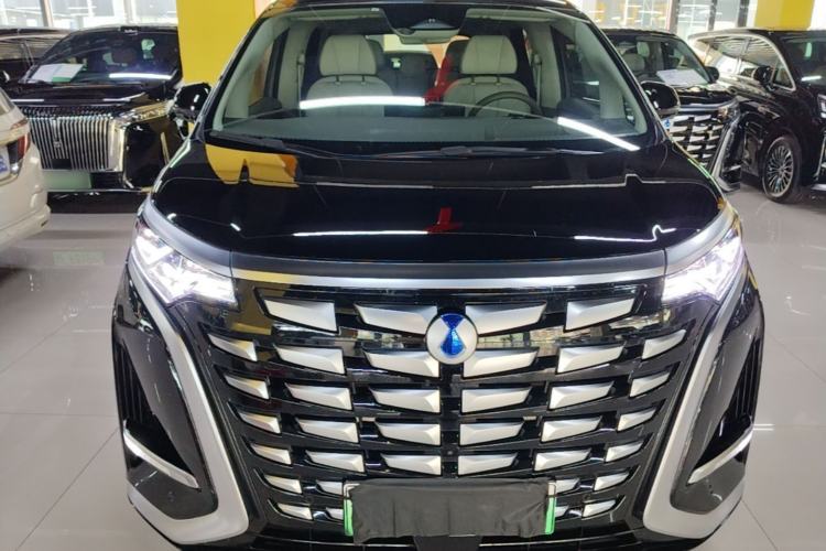 Used Denza D9 2022 DM-i 970 Four-Wheel Drive Prestige Model Front