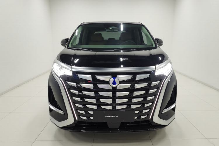 Used Denza D9 2022 DM-i 970 Four-Wheel Drive Flagship Model Front