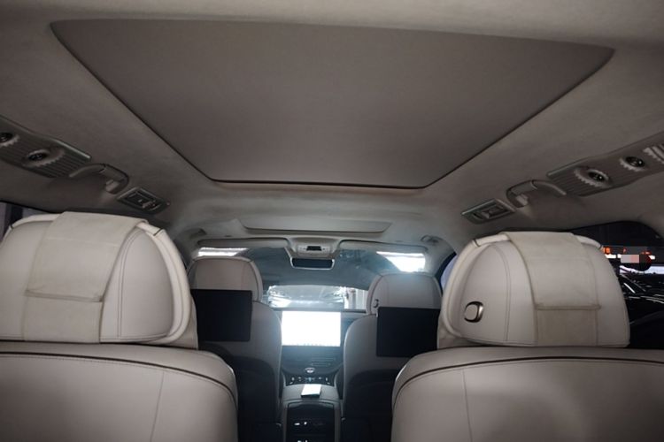 Used Denza D9 2022 DM-i 970 Four-Wheel Drive Flagship Model Headliner
