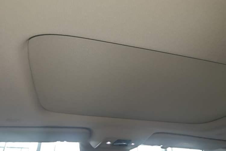Used Denza D9 2022 DM-i 970 Four-Wheel Drive Prestige Model Headliner