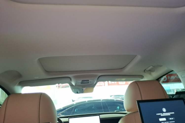 Used Denza D9 2022 DM-i 970 Four-Wheel Drive Prestige Model Headliner