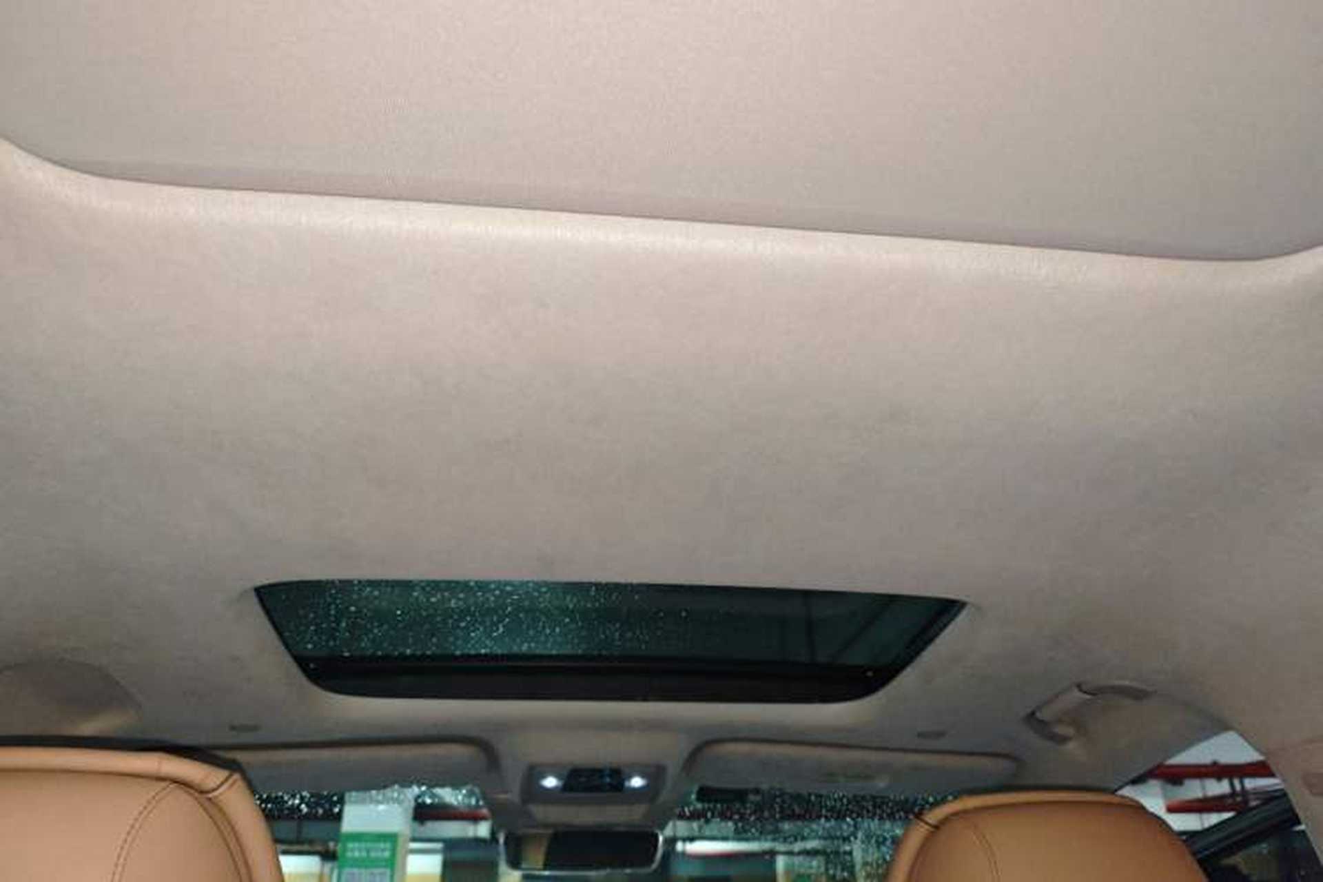 Used Denza D9 2022 EV 600 Four-Wheel Drive Flagship Model Headliner