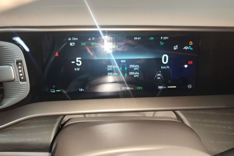 Used Denza D9 2022 DM-i 970 Four-Wheel Drive Flagship Model Instrument Cluster