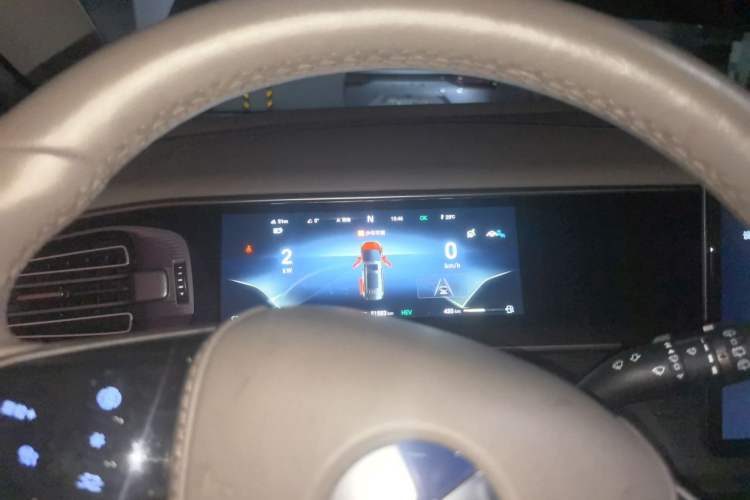 Used Denza D9 2022 DM-i 970 Four-Wheel Drive Prestige Model Instrument Cluster