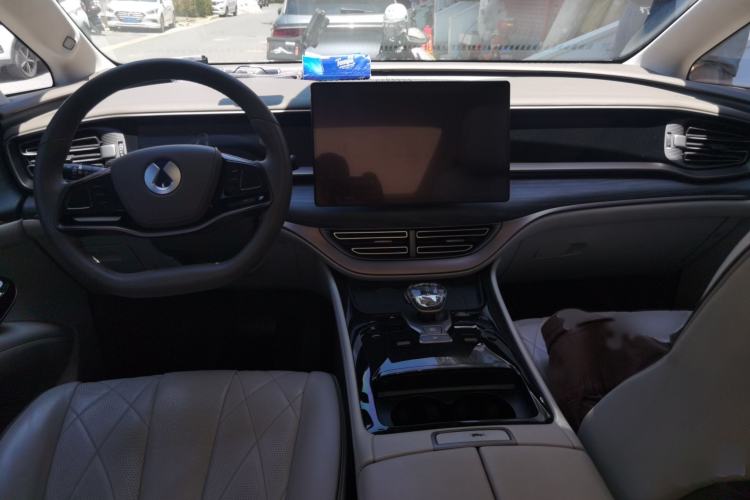 Used Denza D9 2022 DM-i 970 Four-Wheel Drive Flagship Model Interior 2