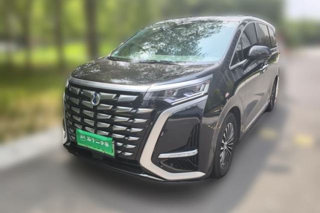 Used Denza D9 2022 DM-i 1040 Prestige Model