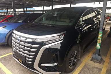 Used Denza D9 2022 DM-i 1040 Prestige Model