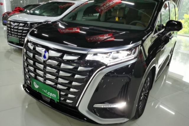 Used Denza D9 2022 DM-i 970 Four-Wheel Drive Flagship Model