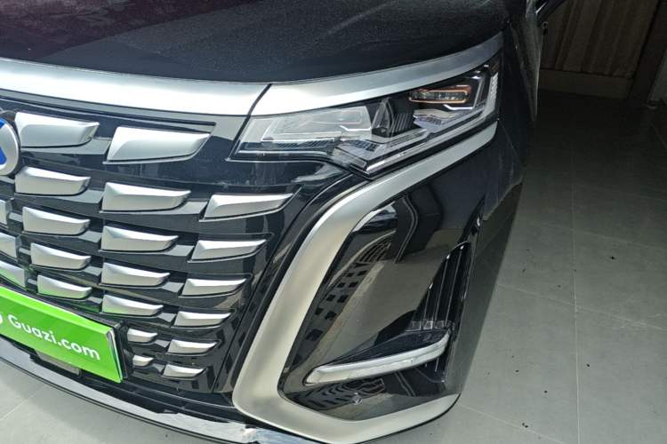 Used Denza D9 2022 DM-i 1040 Prestige Model Left Front Headlight