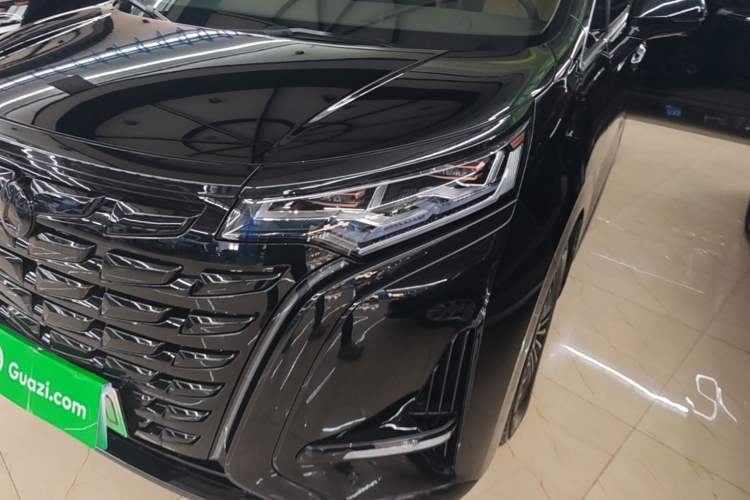 Used Denza D9 2022 DM-i 970 Four-Wheel Drive Flagship Model Left Front Headlight