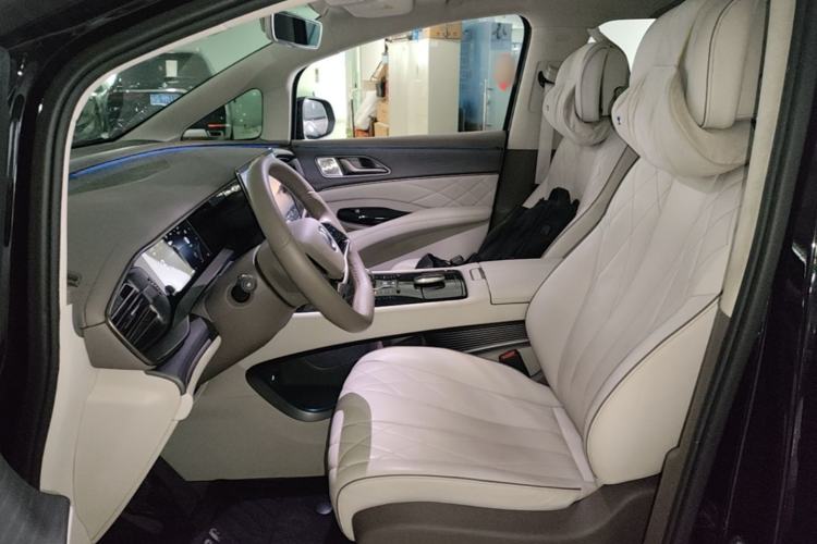 Used Denza D9 2022 DM-i 970 Four-Wheel Drive Flagship Model Left Front Seat
