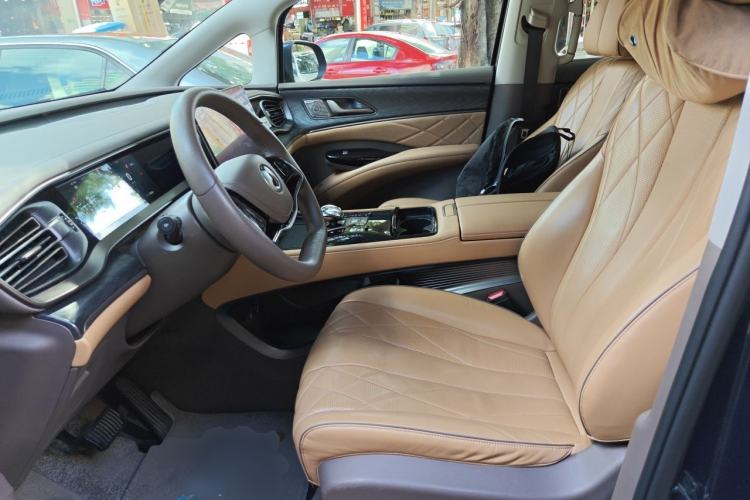 Used Denza D9 2022 EV 620 Prestige Model Left Front Seat