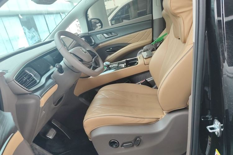 Used Denza D9 2022 DM-i 970 Four-Wheel Drive Flagship Model Left Front Seat