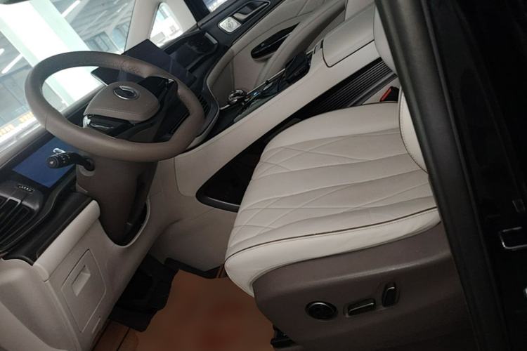 Used Denza D9 2022 DM-i 970 Four-Wheel Drive Flagship Model Left Front Seat
