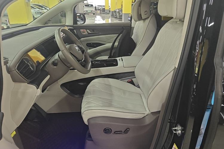 Used Denza D9 2022 DM-i 970 Four-Wheel Drive Flagship Model Left Front Seat