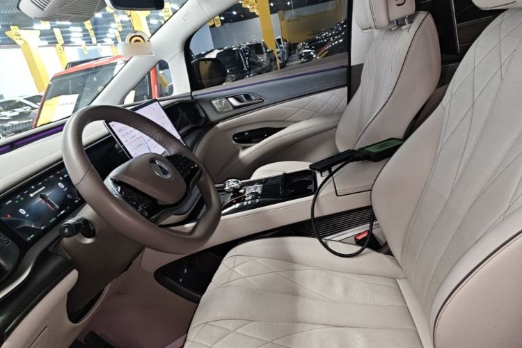 Used Denza D9 2022 DM-i 970 Four-Wheel Drive Flagship Model Left Front Seat