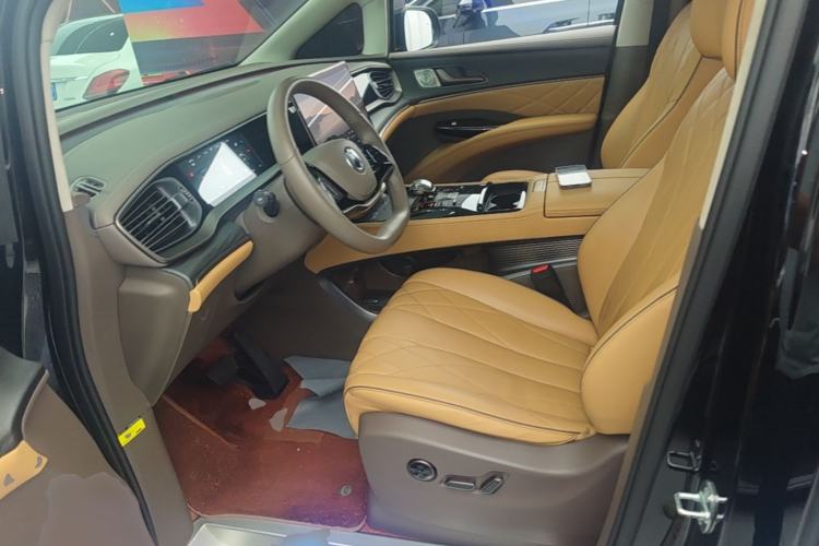 Used Denza D9 2022 DM-i 970 Four-Wheel Drive Flagship Model Left Front Seat