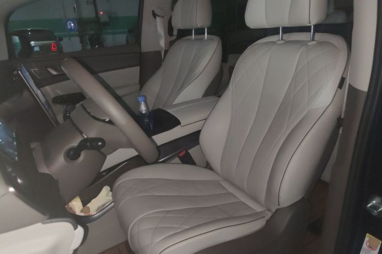 Used Denza D9 2022 DM-i 970 Four-Wheel Drive Flagship Model Left Front Seat