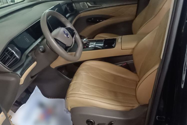 Used Denza D9 2022 DM-i 1040 Prestige Model Left Front Seat