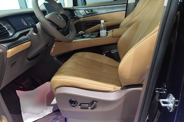 Used Denza D9 2022 DM-i 1040 Prestige Model Left Front Seat