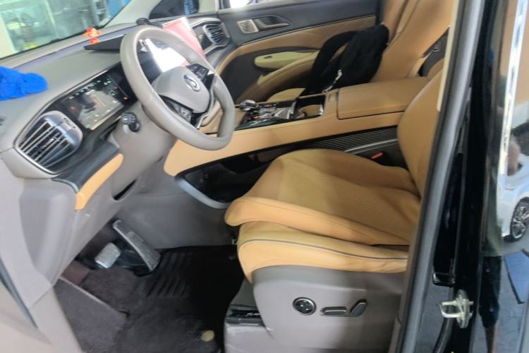 Used Denza D9 2022 DM-i 970 Four-Wheel Drive Flagship Model Left Front Seat