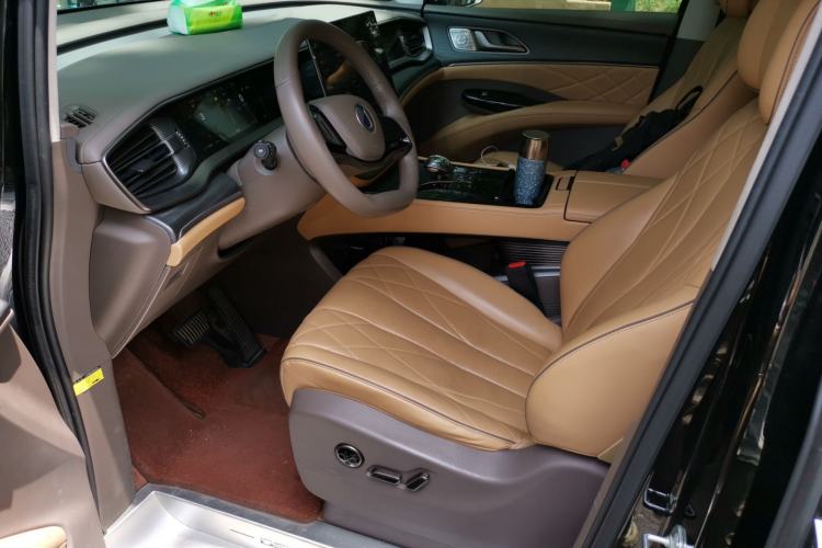 Used Denza D9 2022 DM-i 970 Four-Wheel Drive Flagship Model Left Front Seat