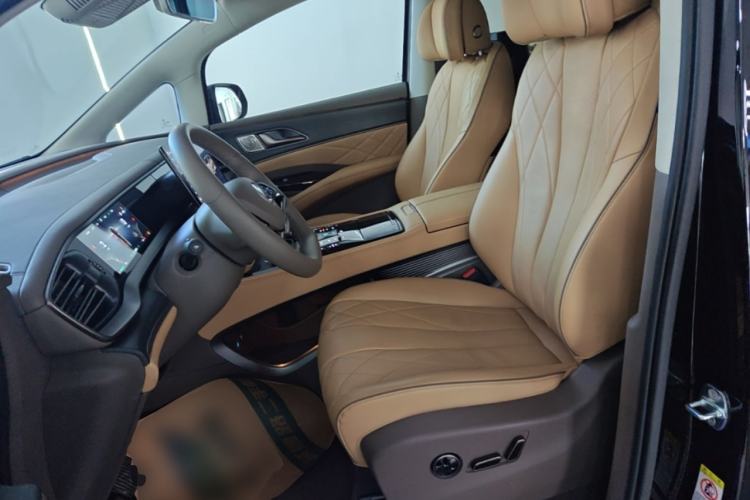 Used Denza D9 2022 DM-i 970 Four-Wheel Drive Flagship Model Left Front Seat