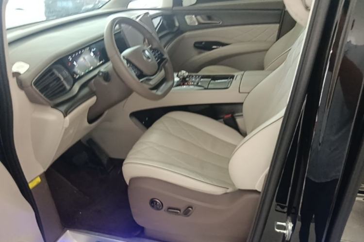 Used Denza D9 2022 DM-i 970 Four-Wheel Drive Prestige Model Left Front Seat