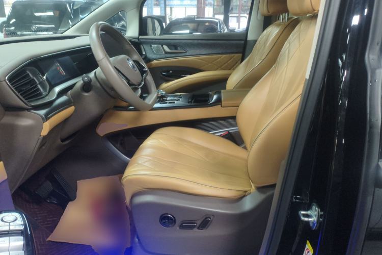 Used Denza D9 2022 DM-i 1040 Prestige Model Left Front Seat