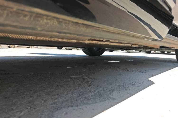 Used Denza D9 2022 DM-i 970 Four-Wheel Drive Flagship Model Left Side Sill