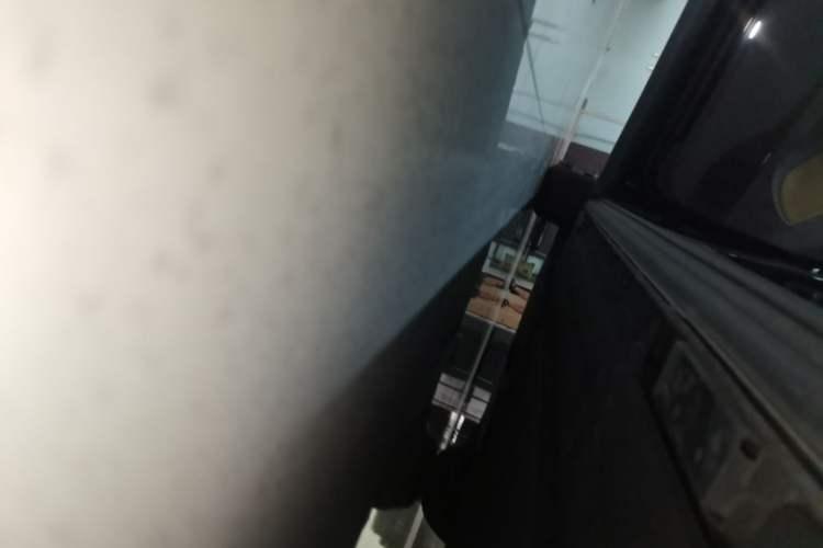 Used Denza D9 2022 DM-i 970 Four-Wheel Drive Prestige Model Left Side Sill