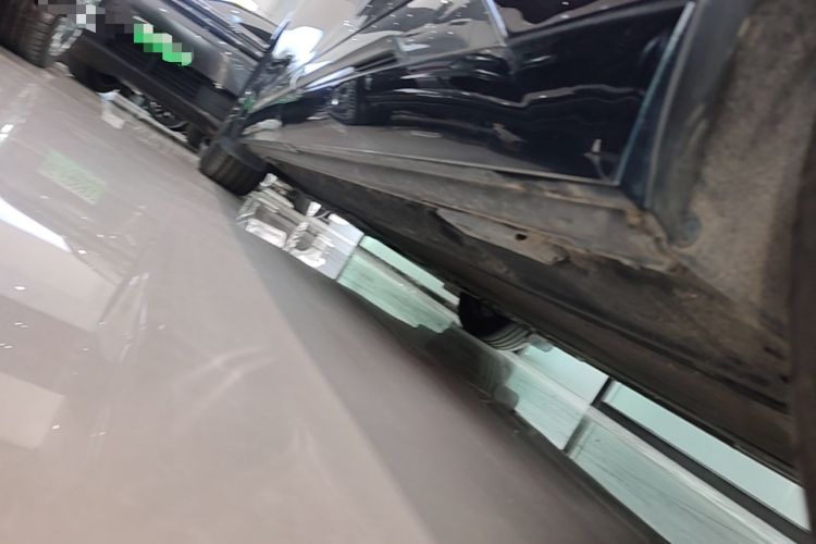 Used Denza D9 2022 DM-i 970 Four-Wheel Drive Prestige Model Left Side Sill