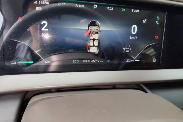 Used Denza D9 2022 DM-i 970 Four-Wheel Drive Flagship Model Odometer Close Up