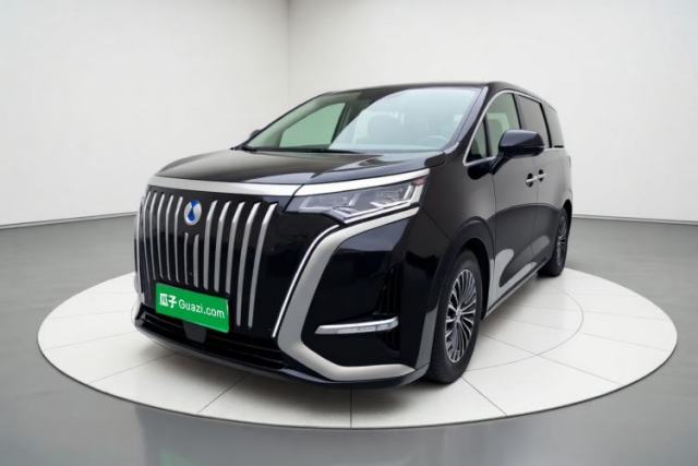Used Denza D9 2022 EV 600 Four-Wheel Drive Flagship Model