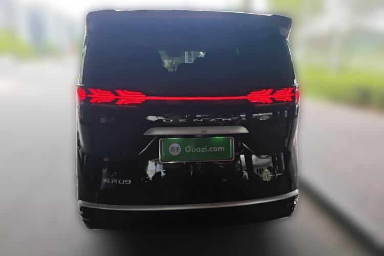 Used Denza D9 2022 DM-i 970 Four-Wheel Drive Prestige Model Rear