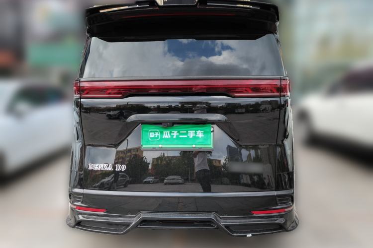 Used Denza D9 2022 DM-i 1040 Prestige Model Rear