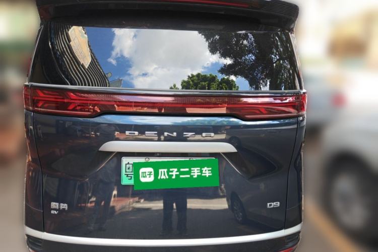 Used Denza D9 2022 EV 620 Prestige Model Rear