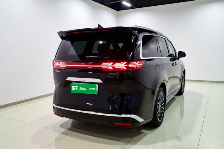 Used Denza D9 2022 DM-i 970 Four-Wheel Drive Flagship Model Rear
