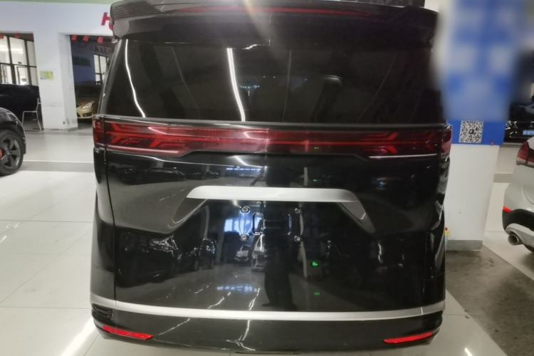 Used Denza D9 2022 DM-i 970 Four-Wheel Drive Flagship Model Rear
