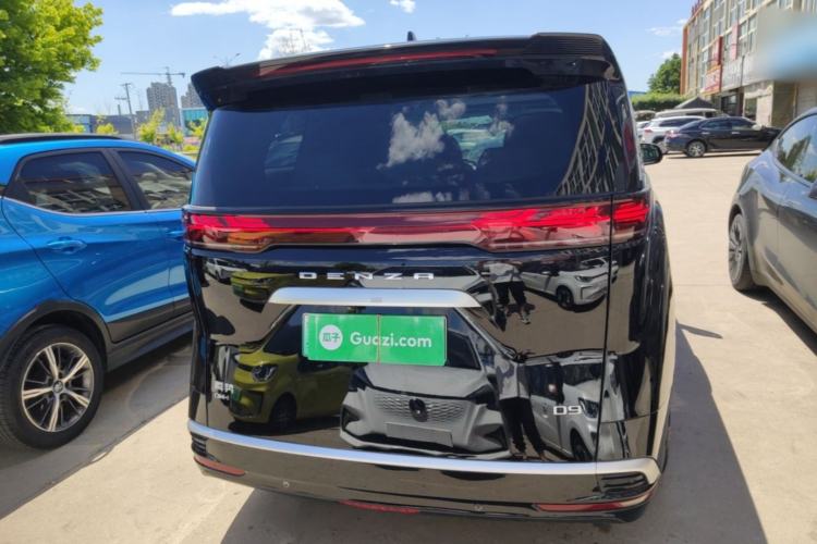Used Denza D9 2022 DM-i 1040 Prestige Model Rear
