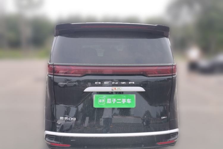 Used Denza D9 2022 DM-i 1040 Prestige Model Rear
