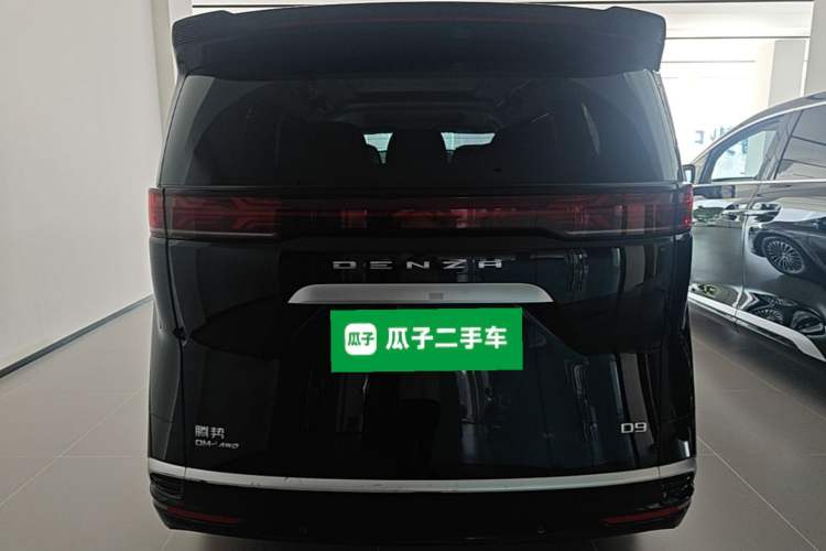 Used Denza D9 2022 DM-i 970 Four-Wheel Drive Flagship Model Rear