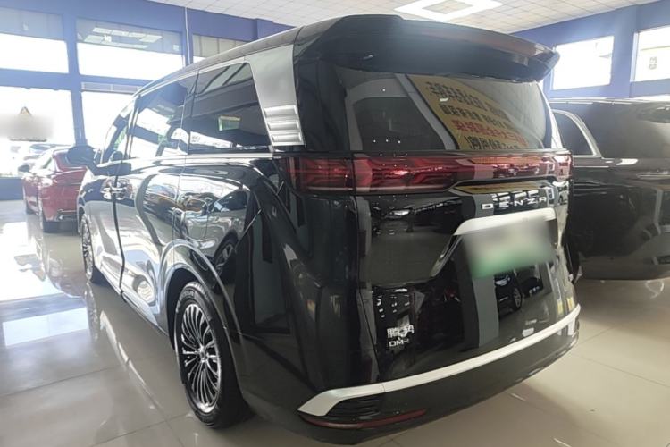 Used Denza D9 2022 DM-i 945 Luxury Model Rear Left 45 Deg