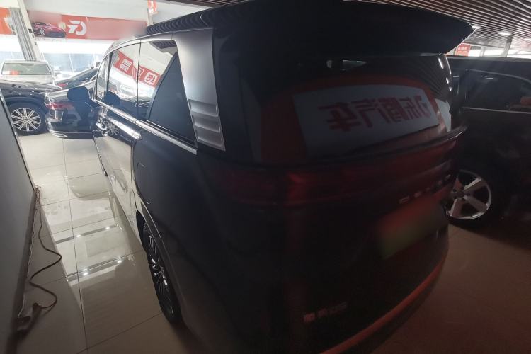 Used Denza D9 2022 DM-i 970 Four-Wheel Drive Prestige Model Rear Left 45 Deg