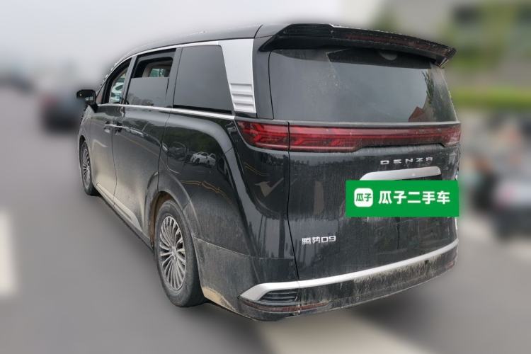 Used Denza D9 2022 DM-i 970 Four-Wheel Drive Flagship Model Rear Left 45 Deg