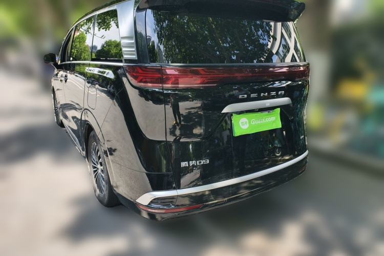 Used Denza D9 2022 DM-i 1040 Prestige Model Rear Left 45 Deg