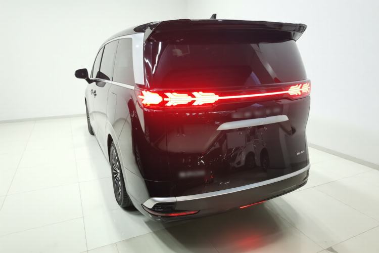 Used Denza D9 2022 DM-i 970 Four-Wheel Drive Flagship Model Rear Left 45 Deg