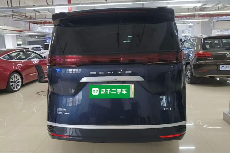 Used Denza D9 2022 DM-i 970 Four-Wheel Drive Flagship Model Rear