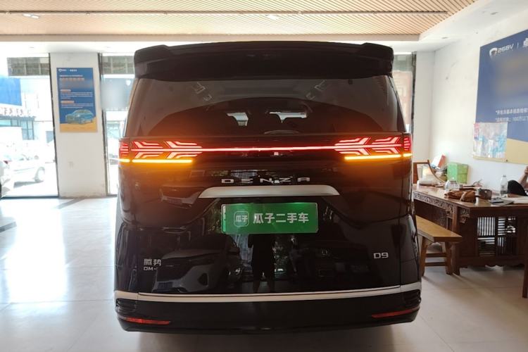 Used Denza D9 2022 DM-i 1040 Prestige Model Rear